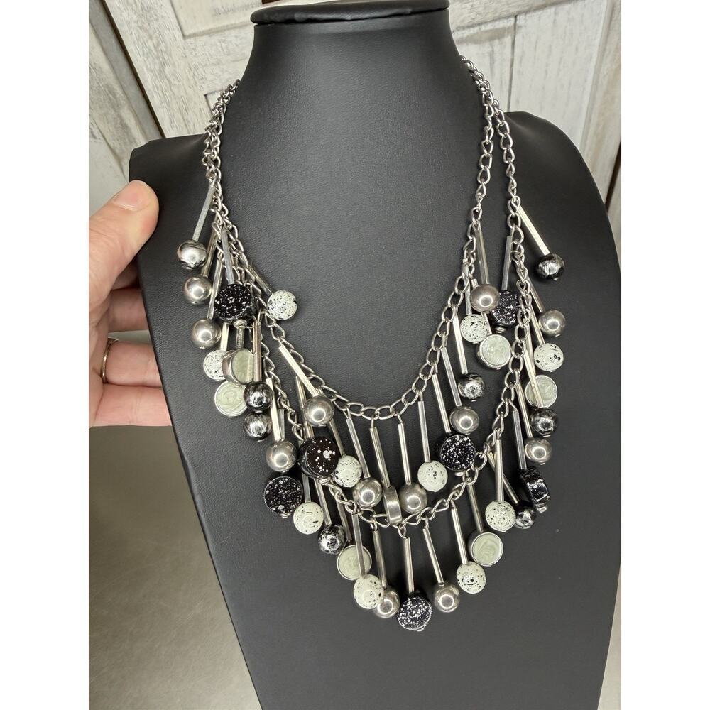 NY COLLECTION SILVER METAL FRINGE DANGLE Beaded NECKLACE Statement Black White